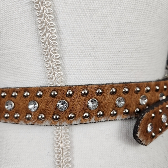 Leather Belt With Cow Hair, Rhinestones & Studs Size 26 - Picture 7 of 8